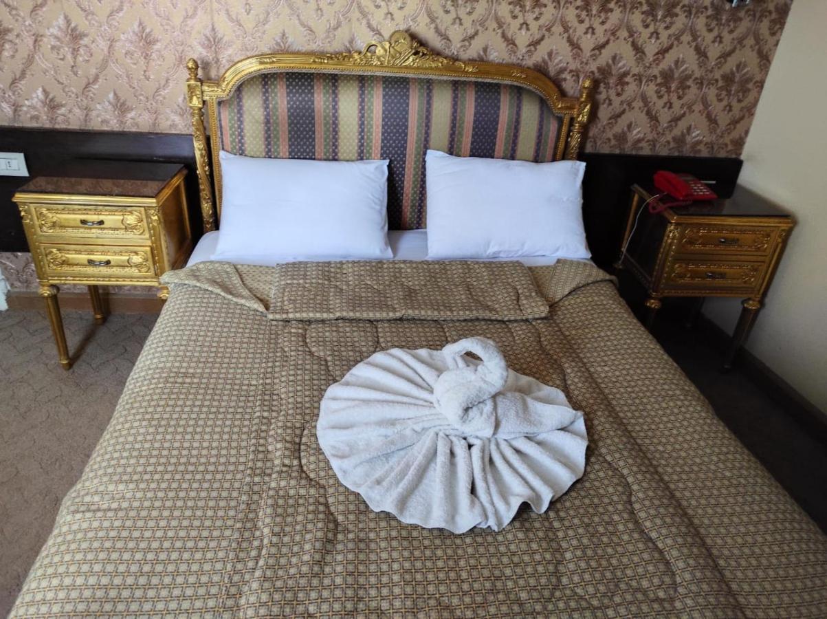 St.George Hotel Giza Buitenkant foto