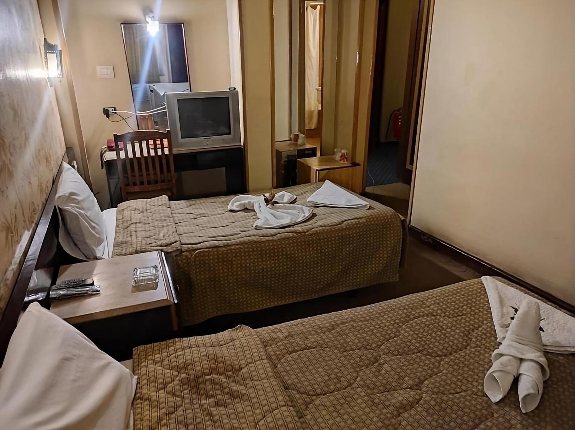 St.George Hotel Giza Buitenkant foto